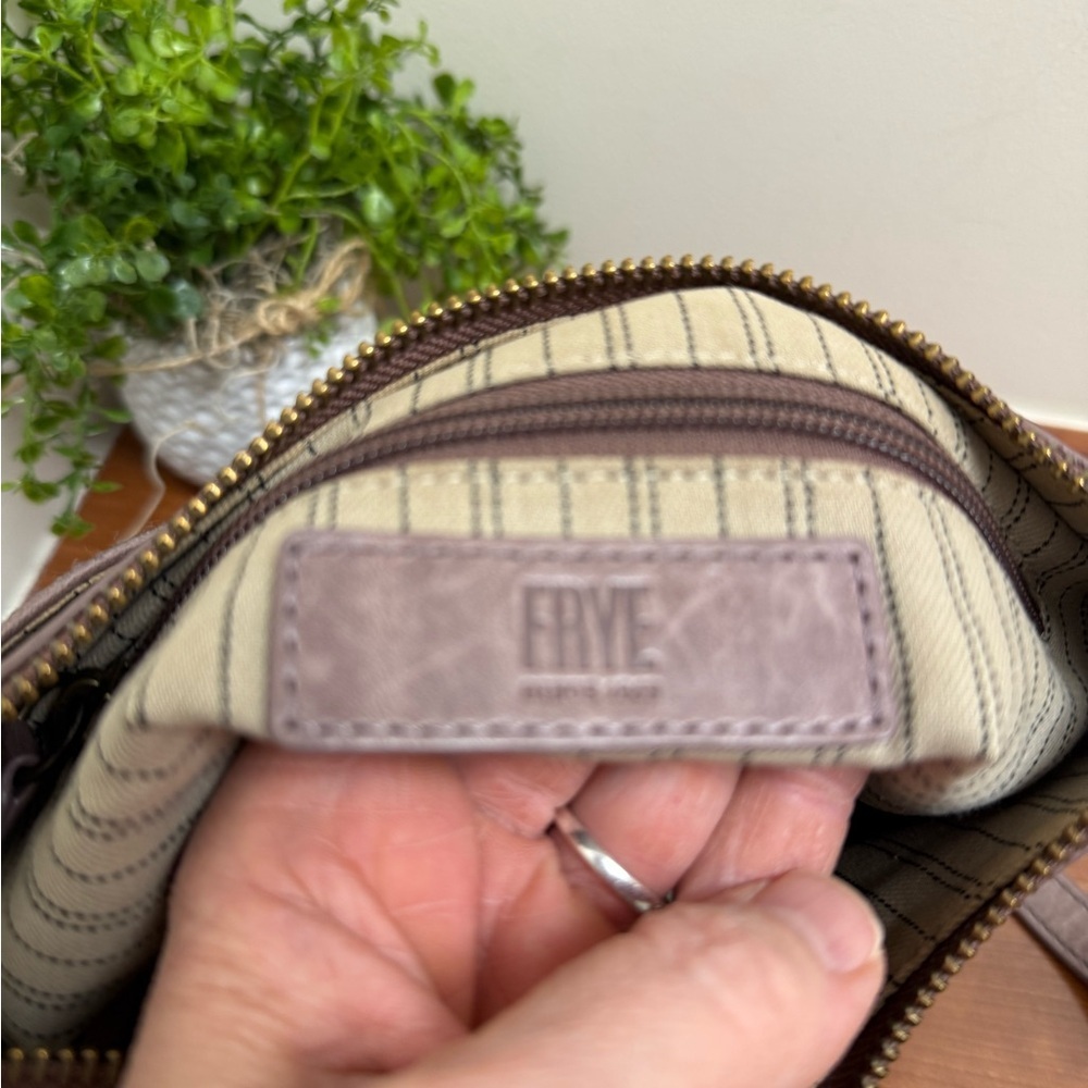 Frye Melissa Leather Crossbody Bag EUC - Picture 10 of 10